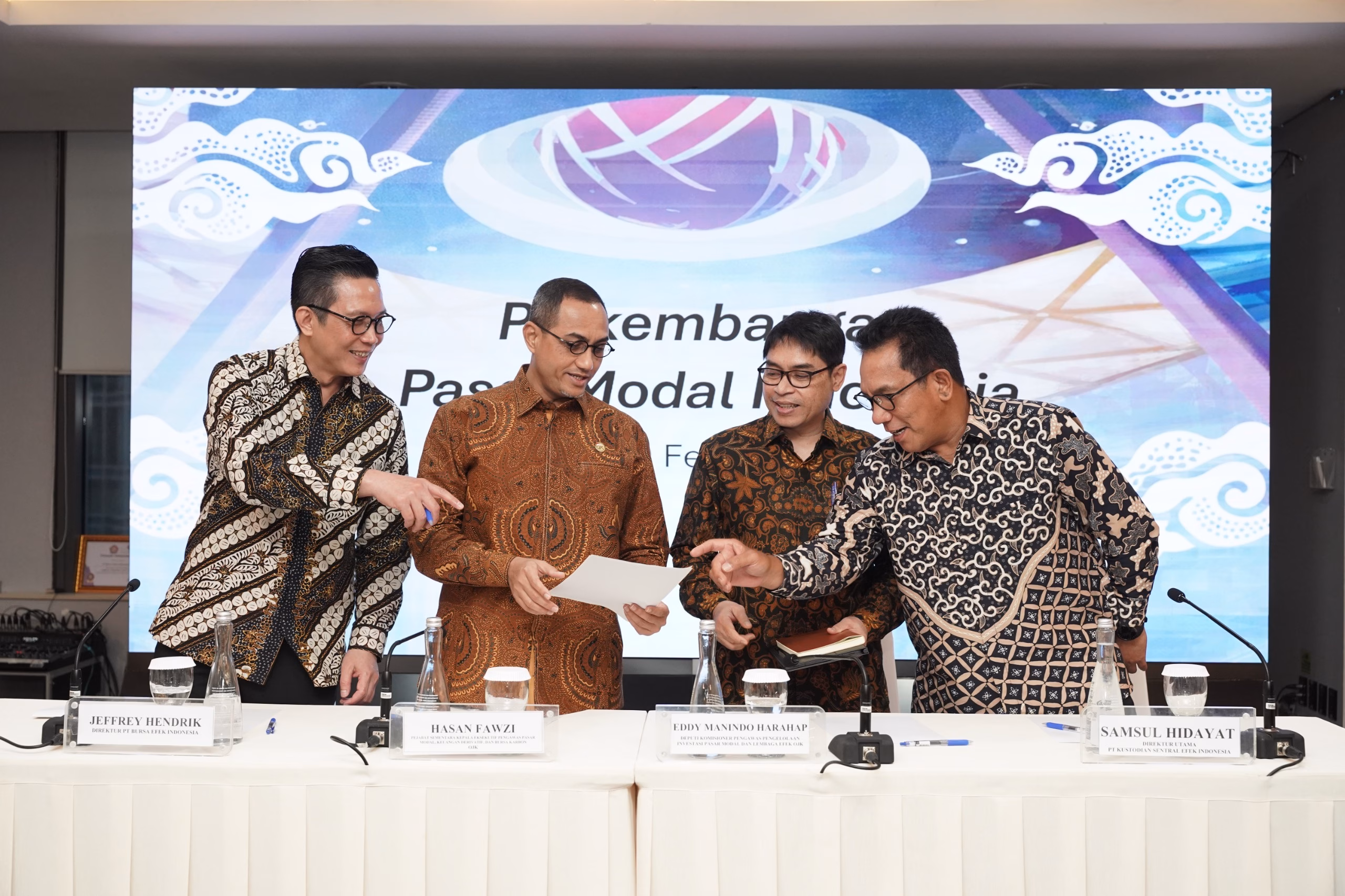 OJK Perketat Pasar Modal: Rp542 Miliar Denda Dijatuhkan Sejak 2022, Sinyal Penegakan Hukum Membara.